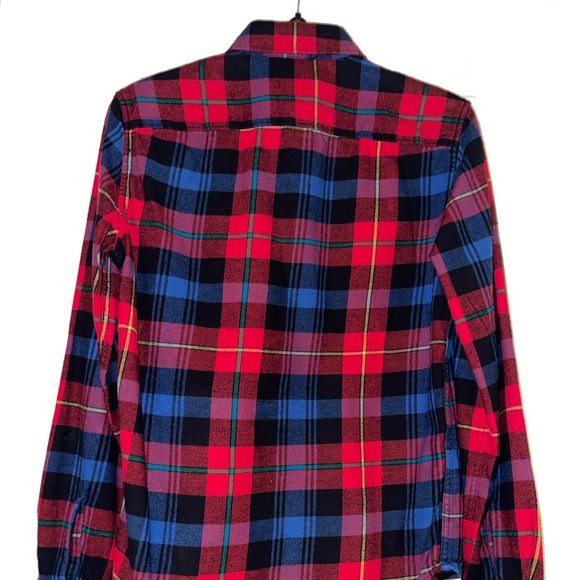 American Eagle flannel 🪵🔥 - Picture 2 of 4